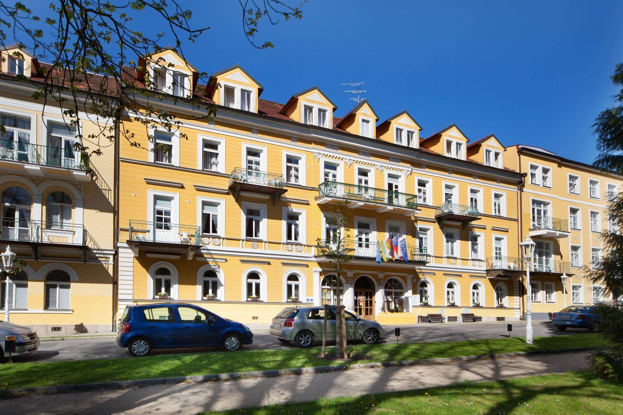 Dr. Adler Spa & Kurhotel Frantiskovy Lazne Bagian luar foto